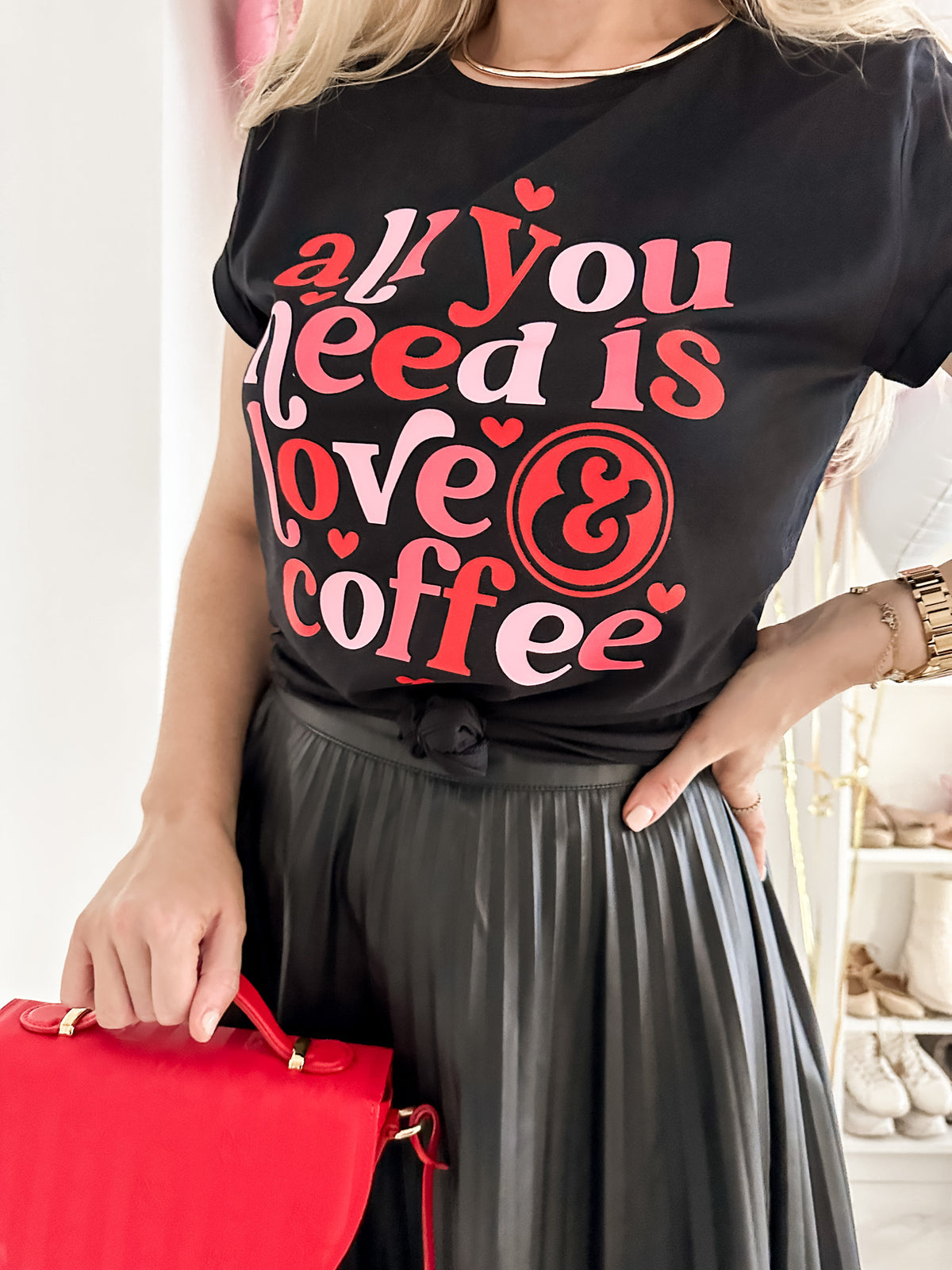All You Need Is Love – Shirt