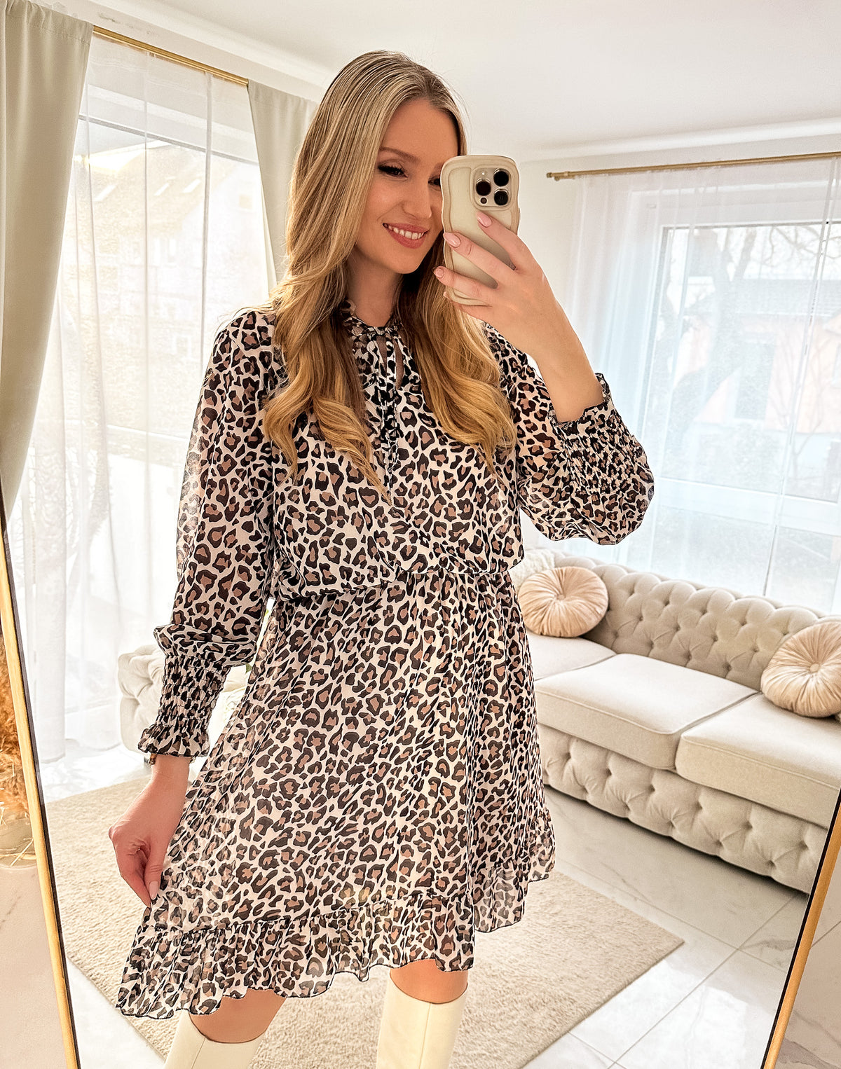 Luftiges Kleidchen Leo/Creme